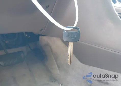 2001 Toyota Camry Le from USA, damaged, VIN 4T1BG22K01U070375